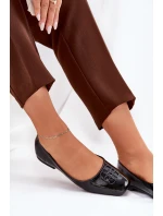 Lakované Elegantní Dámské Baletky S Ozdobným Detalem Černé model 21690619 - VINCEZA