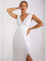 Bílé plisované večerní šaty značky Ewelina