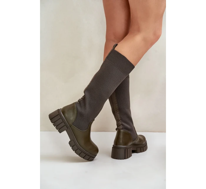 Kozačky s elastickým svrškem na plochém podpatku tmavě zelené Mesidra