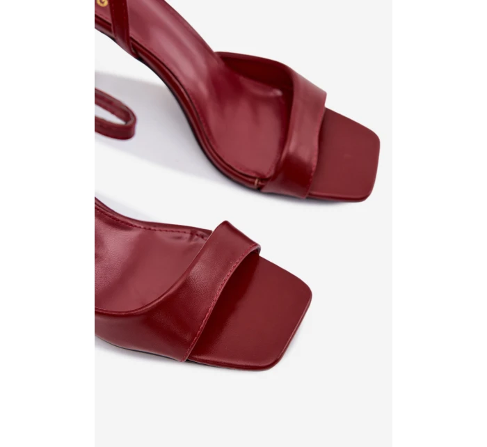 Dámské sandály na jehlovém podpatku z eko kůže - bordó Brisora Dámské sandály na jehlovém podpatku z eko kůže - bordó Brisora