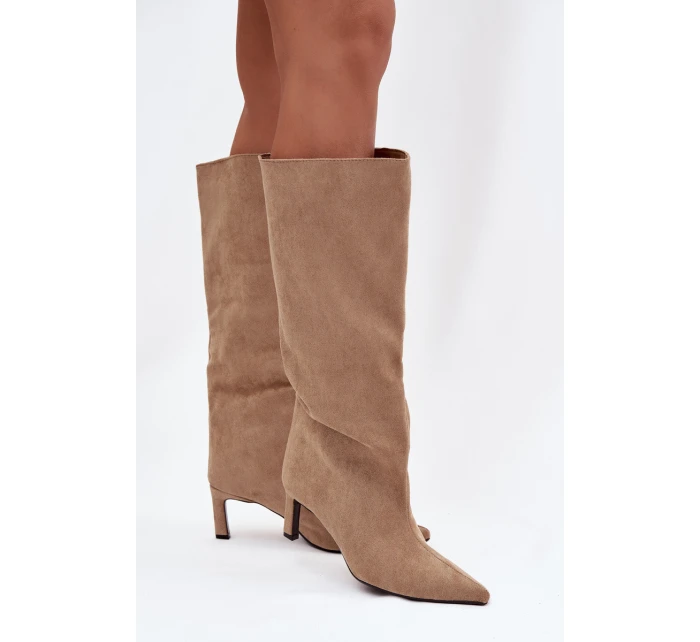 Dámské kozačky z eko semiše na jehlovém podpatku Phelin – béžové Dámské kozačky z eko semiše na jehlovém podpatku Phelin – béžové