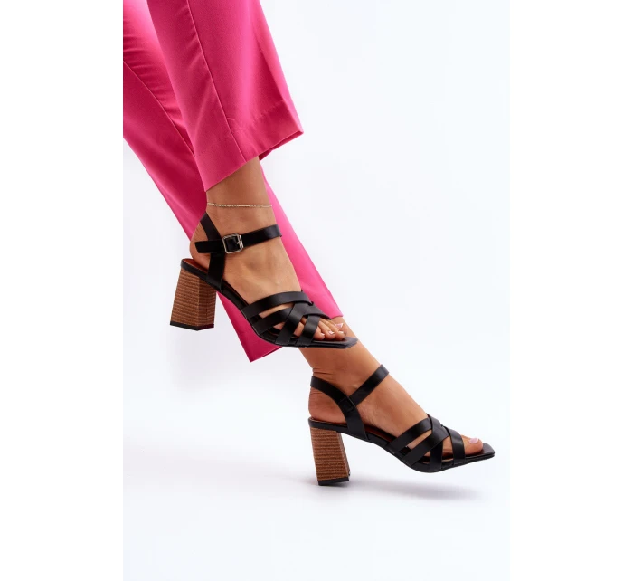 Dámské sandály na podpatku černé model 21650694 - Boto