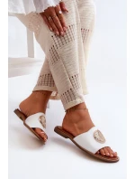 Zazoo 2938 Kožené Žabky Na Ploché Podrážce S Ozdobou Bílé