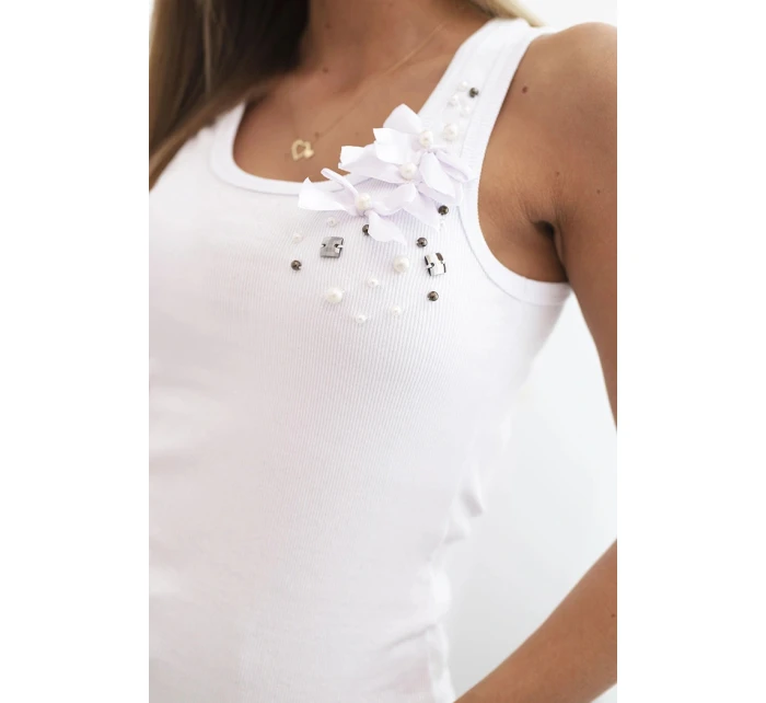 Dámský žebrovaný top z bavlny s květinovou aplikací bílá Dámský žebrovaný top z bavlny s květinovou aplikací bílá