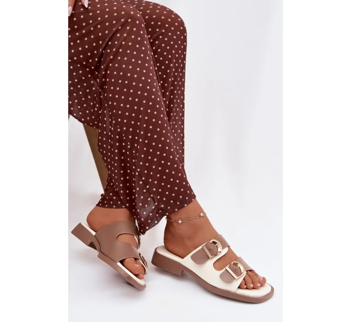 Dámské pantofle s zlatými sponami béžové model 21919181 - EVENTO Dámské pantofle s zlatými sponami béžové model 21919181 - EVENTO