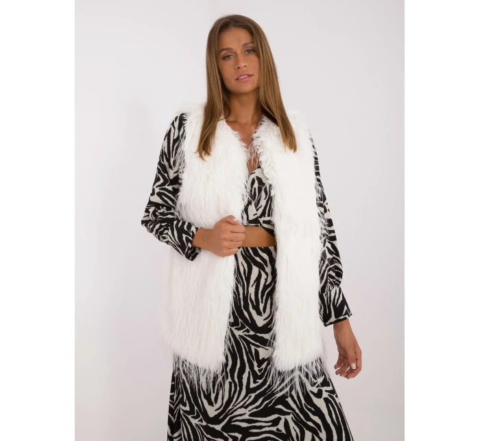 Kamizelka AT KZ ecru model 20479710 - FPrice Kamizelka AT KZ ecru model 20479710 - FPrice