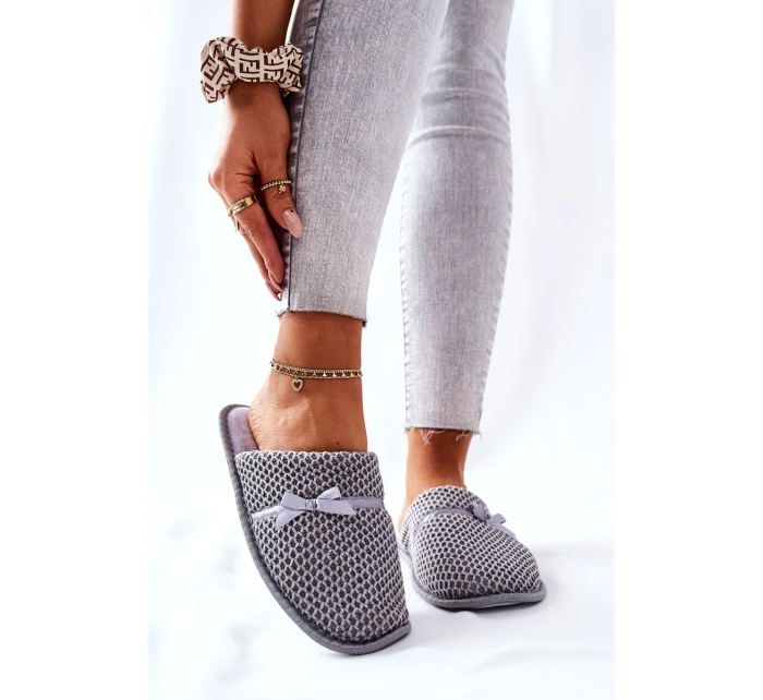 Dámské Pantofle S Mašlí šedé model 21567526 - EVENTO Dámské Pantofle S Mašlí šedé model 21567526 - EVENTO