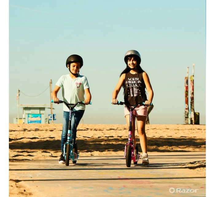 Skútr Razor Flashback Blue