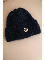 Dámská zimní čepice model 21441774 s ozdobným knoflíkem modrá - K-Fashion Dámská zimní čepice model 21441774 s ozdobným knoflíkem modrá - K-Fashion