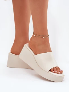 Dámské Pantofle Na Klínu Eko Kůže Světle Béžové model 21697246 - Boto