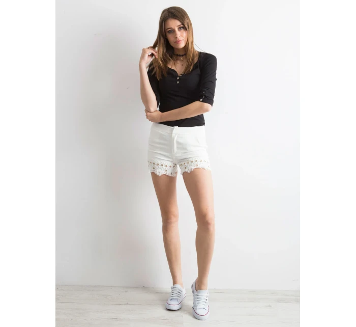 Šortky EM SN 19290.53 ecru