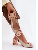 Kožené dámské sandály na podpatku s přezkou D&A model 22100324 Béžové - S.Barski Kožené dámské sandály na podpatku s přezkou D&A model 22100324 Béžové - S.Barski