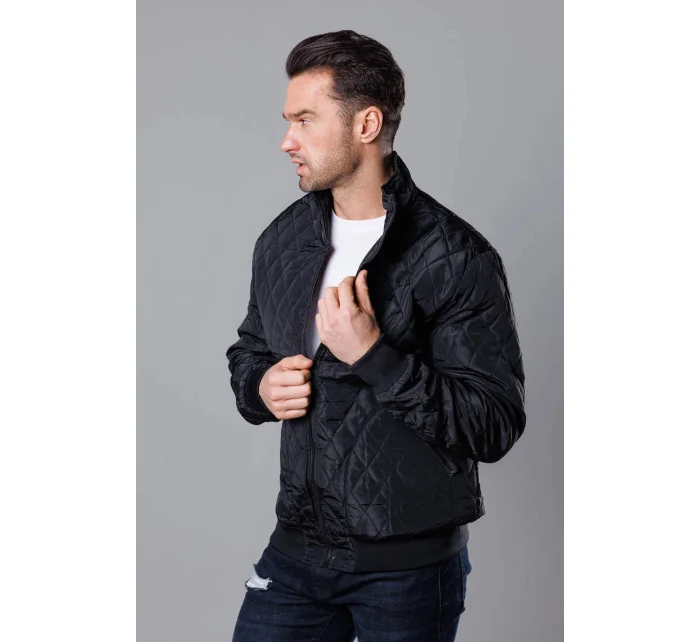 Černá pánská prošívaná bunda se stahovacími lemy model 18347930 - J.STYLE Černá pánská prošívaná bunda se stahovacími lemy model 18347930 - J.STYLE