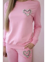 Dámská bavlněná souprava s ozdobným srdíčkem bonbónově růžová Dámská bavlněná souprava s ozdobným srdíčkem bonbónově růžová