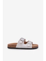 pantofle na korkové podrážce s přezkami světle šedé model 21685392 - Boto pantofle na korkové podrážce s přezkami světle šedé model 21685392 - Boto