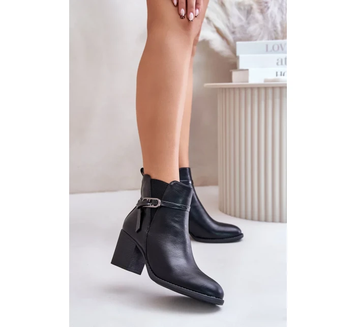 Dámské Kotníkové Boty Na Podpatku S Páskem Zateplené Černé Zinithia Dámské Kotníkové Boty Na Podpatku S Páskem Zateplené Černé Zinithia
