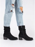 Pohodlné dámské černé kotníčkové boty na širokém podpatku Pohodlné dámské černé kotníčkové boty na širokém podpatku