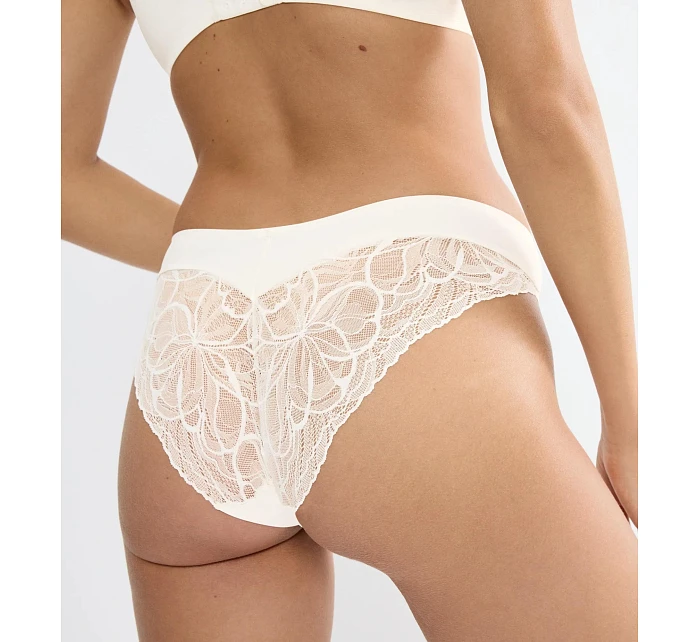 Body Make-Up Illusion Lace Highleg Tai - ECRU WHITE - TRIUMPH ECRU WHITE - TRIUMPH Body Make-Up Illusion Lace Highleg Tai - ECRU WHITE - TRIUMPH ECRU WHITE - TRIUMPH