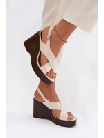 Dámské sandály z eko kůže na platformě Béžové model 21937453 - Boto