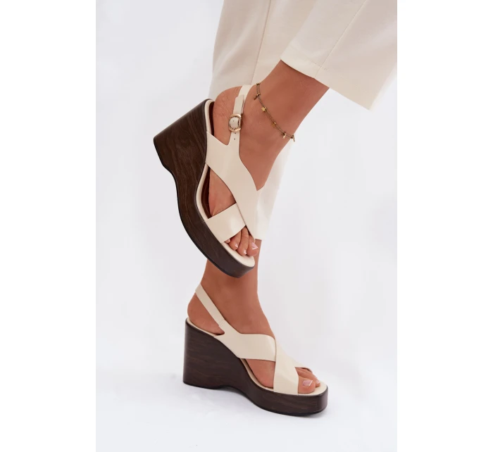 Dámské sandály z eko kůže na platformě Béžové model 21937453 - Boto