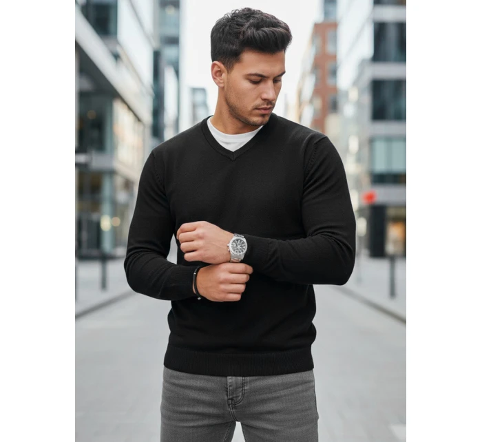 Pánský černý svetr s výstřihem FashionStreet WX2314 Pánský černý svetr s výstřihem FashionStreet WX2314