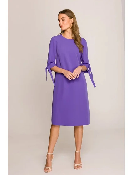 Šaty áčkového střihu model 22103953 fialové - STYLOVE Šaty áčkového střihu model 22103953 fialové - STYLOVE