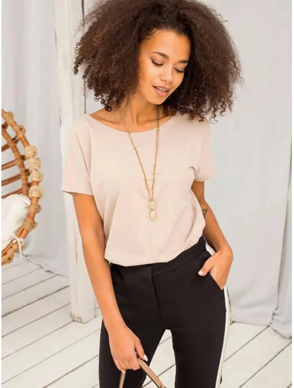 Béžové dámské tričko T-shirt basic s výstřihem vzadu Feel Good (4662-27) Béžové dámské tričko T-shirt basic s výstřihem vzadu Feel Good (4662-27)