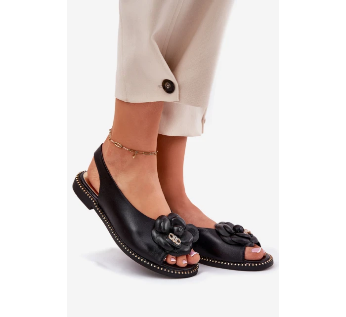 Kožené Ploché Sandály S Dekorací model 21694811 Černé - CheBello