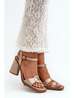 Kožené sandály na podpatku Maciejka 06029-25 Zlaté