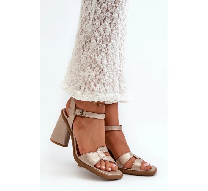 Kožené sandály na podpatku Maciejka 06029-25 Zlaté