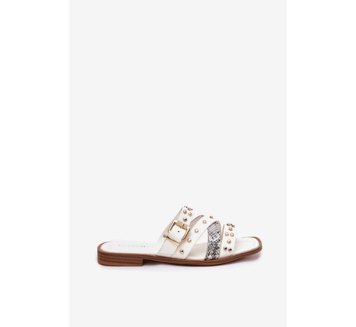 Ozdobené dámské sandály na plochém podpatku s pásky a sponou bílé model 21699557 - Boto