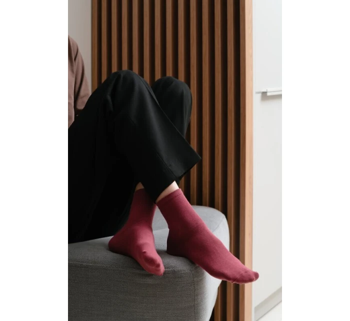 Hladké dámské ponožky Steven art.037 Hladké dámské ponožky Steven art.037