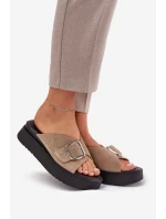 Dámské semišové sandály s přezkou na platformě béžové model 21686253 - Zazoo