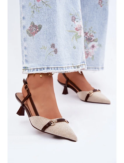 Dámské sandály na podpatku s model 22122537 - Boto