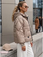 Kurtka damska pikowana z kapturem beżowa model 22350562 - FashionStreet Kurtka damska pikowana z kapturem beżowa model 22350562 - FashionStreet