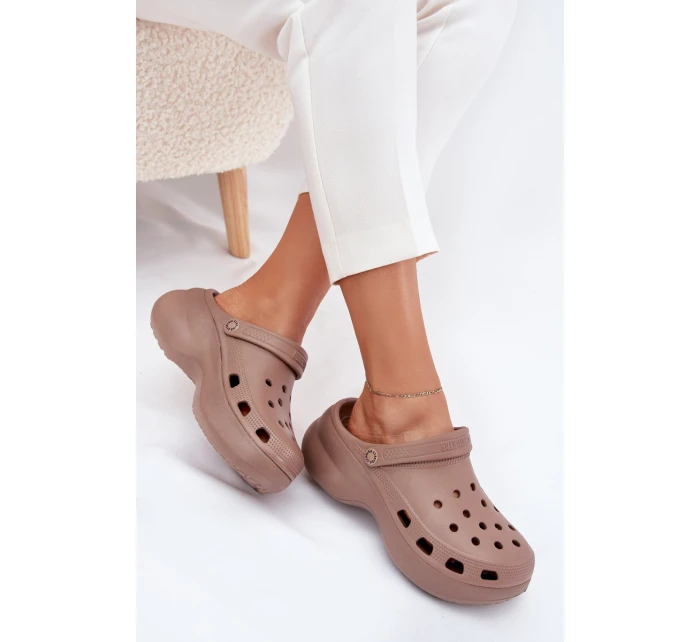 Dámské Pěnové Sandály Na Masivní Podešvi Big Star RR274A121 Tmavě béžové Dámské Pěnové Sandály Na Masivní Podešvi Big Star RR274A121 Tmavě béžové