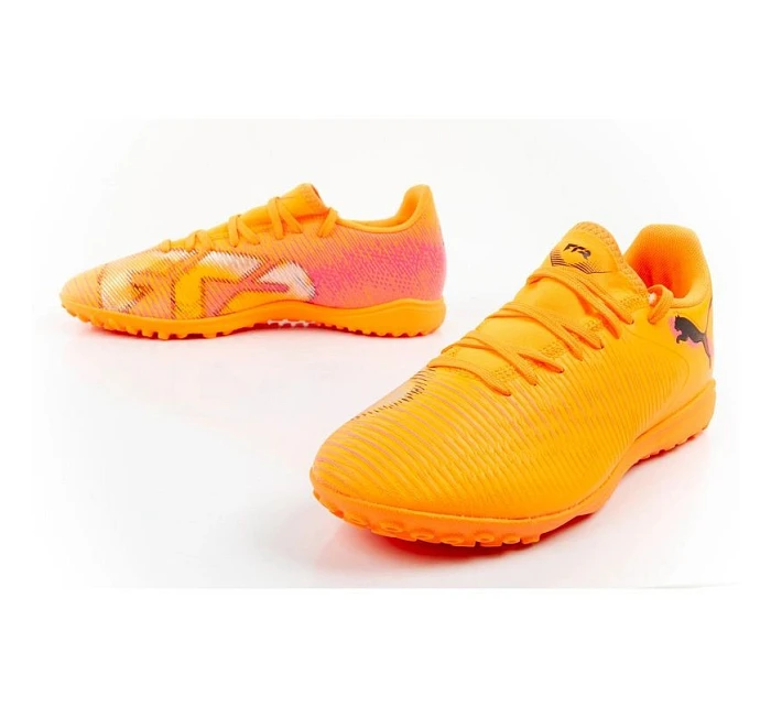 Puma pánské sportovní turfy Future 8 Play TT fotbalové boty oranžové Puma pánské sportovní turfy Future 8 Play TT fotbalové boty oranžové