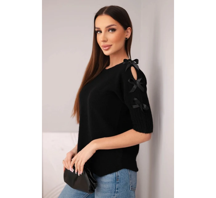 Dámský svetr s krátkým rukávem a ozdobnými mašličkami černý