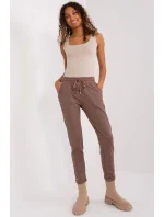 Teplákové kalhoty model 191221 Relevance Teplákové kalhoty model 191221 Relevance