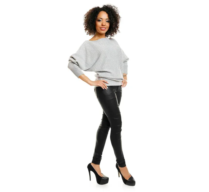 Svetr s netopýřími rukávy model 84282 PeeKaBoo Svetr s netopýřími rukávy model 84282 PeeKaBoo