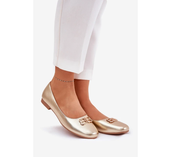 Elegantní Dámské Baletky S Dekorací model 21690098 Zlaté - VINCEZA Elegantní Dámské Baletky S Dekorací model 21690098 Zlaté - VINCEZA
