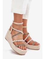 Dámské Sandály Na Klínu Se Na Béžové model 21702856 - Boto Dámské Sandály Na Klínu Se Na Béžové model 21702856 - Boto