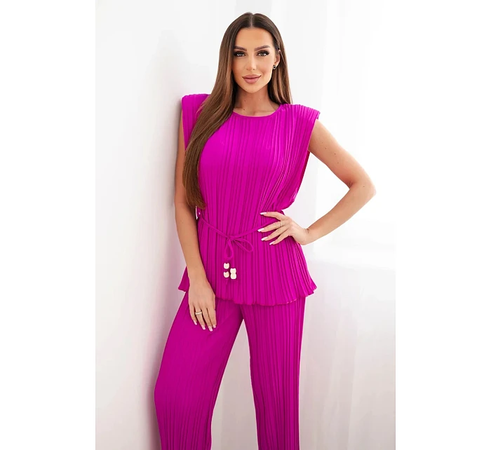 Dámský viskózový model 22048845 komplet s halenkou na zavazování a širokými kalhotami tmavě fialový - K-Fashion Dámský viskózový model 22048845 komplet s halenkou na zavazování a širokými kalhotami tmavě fialový - K-Fashion