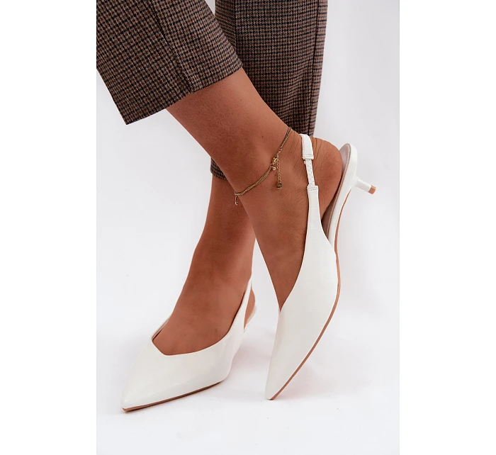 Lakované dámské sandály z umělé kůže na podpatku Bílé Averelle