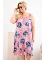 Dámské šaty Plus Size z viskózy s květinovým vzorem a krajkovým výstřihem tmavě růžová Dámské šaty Plus Size z viskózy s květinovým vzorem a krajkovým výstřihem tmavě růžová