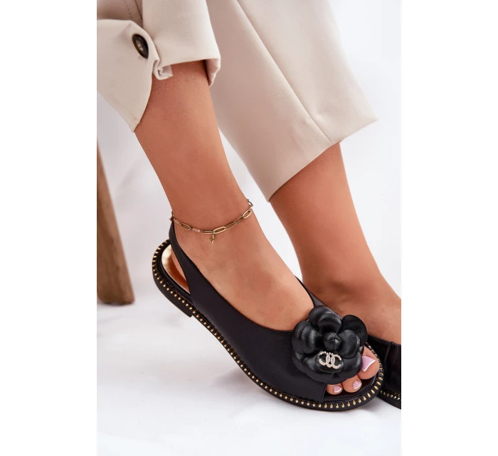 Kožené Ploché Sandály S Dekorací model 21694811 Černé - CheBello