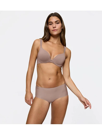 BODY MAKE-UP ILLUSION - Krátké šortky jako druhá kůže s termoregulací Triumph BODY MAKE-UP ILLUSION - Krátké šortky jako druhá kůže s termoregulací Triumph