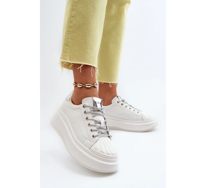 Dámské kožené tenisky na platformě model 21650215 Bílé - Goe
