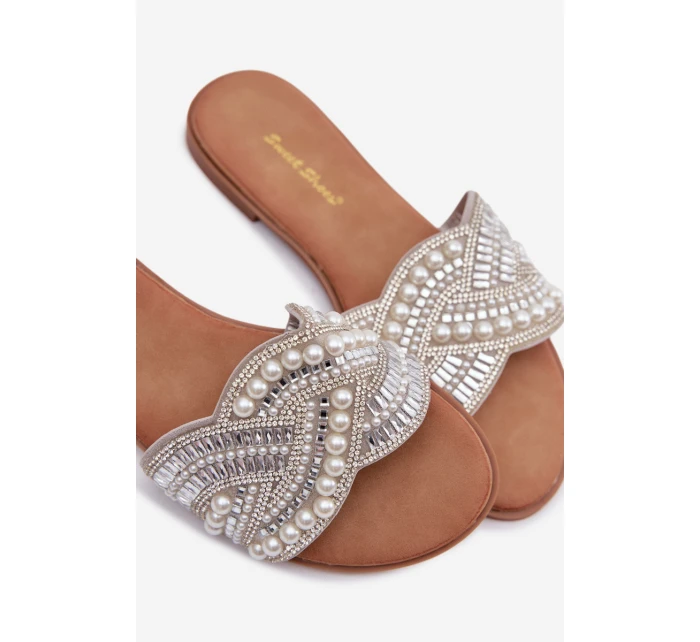 Zdobené pantofle na ploché podrážce stříbrné Dovima