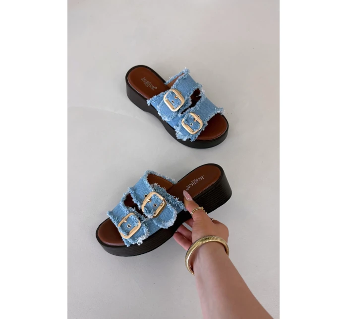 Dámské pantofle na platformě 100-486 Jeans modrá s černou - Joalice Paris Dámské pantofle na platformě 100-486 Jeans modrá s černou - Joalice Paris